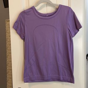 Lululemon workout shirt
